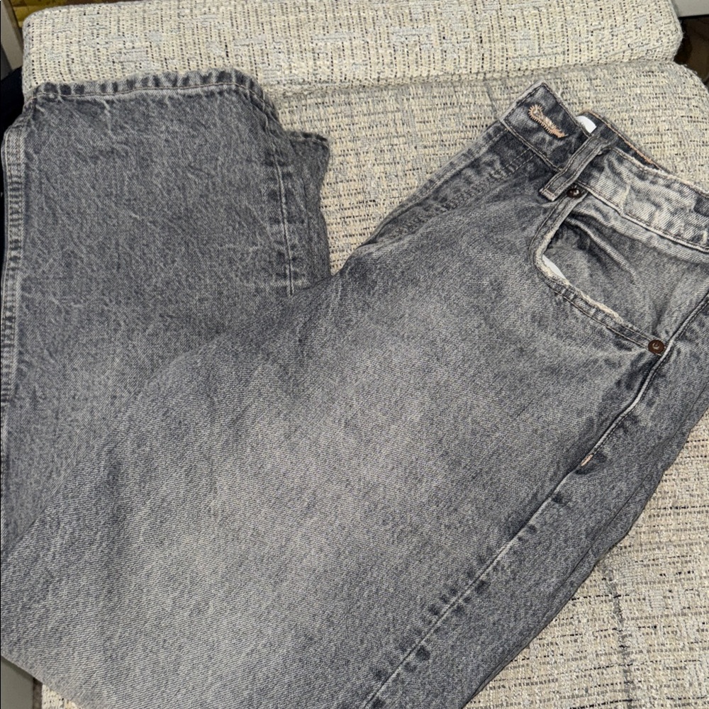 Zara Women's Gray Ankle Jeans